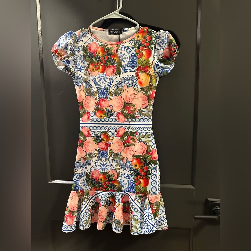 Pretty Little Thing Floral Dress Size 0 - BNWT